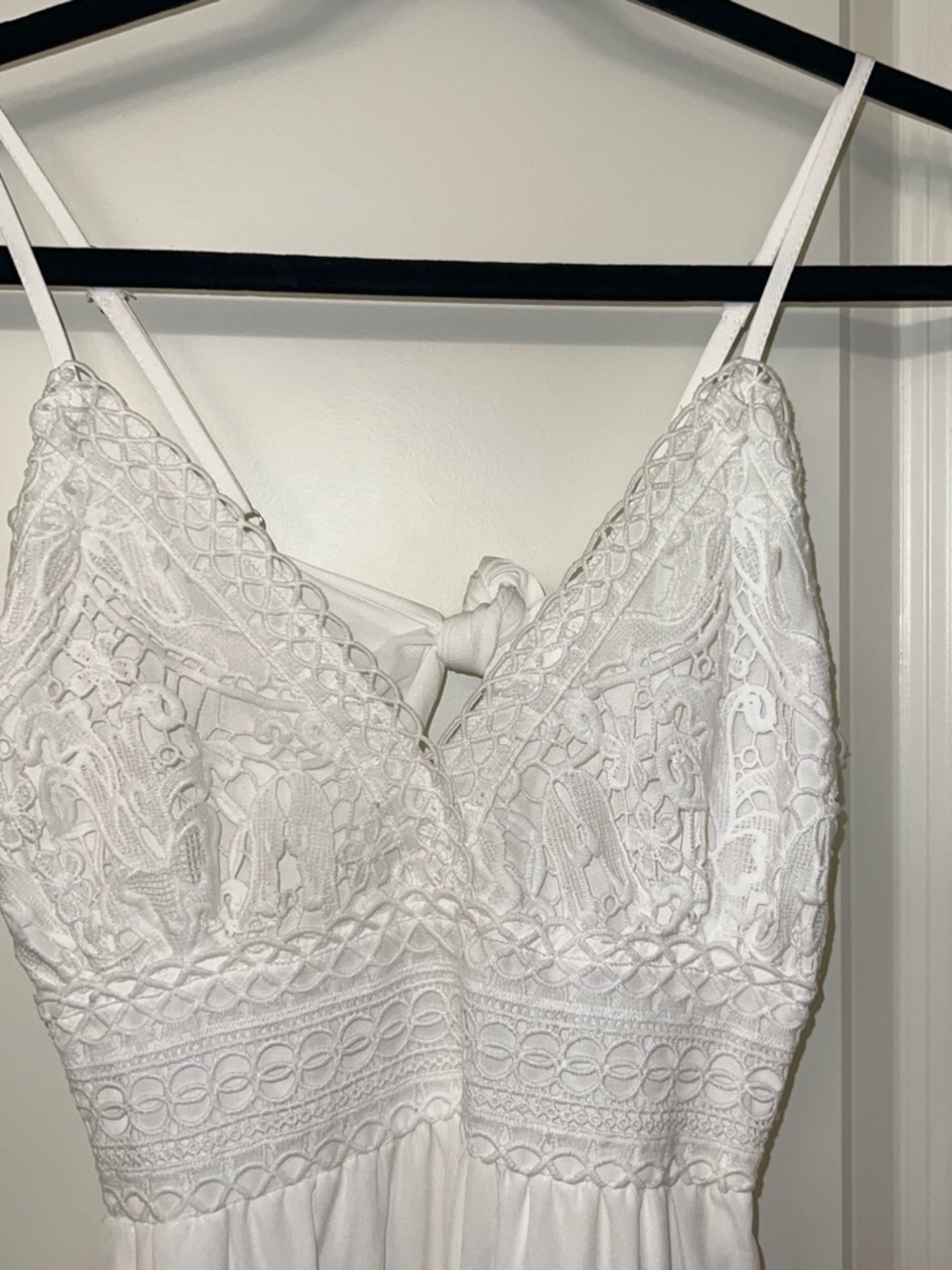 White Lace V-Neck Tiered Sundress - Picture 2 of 4